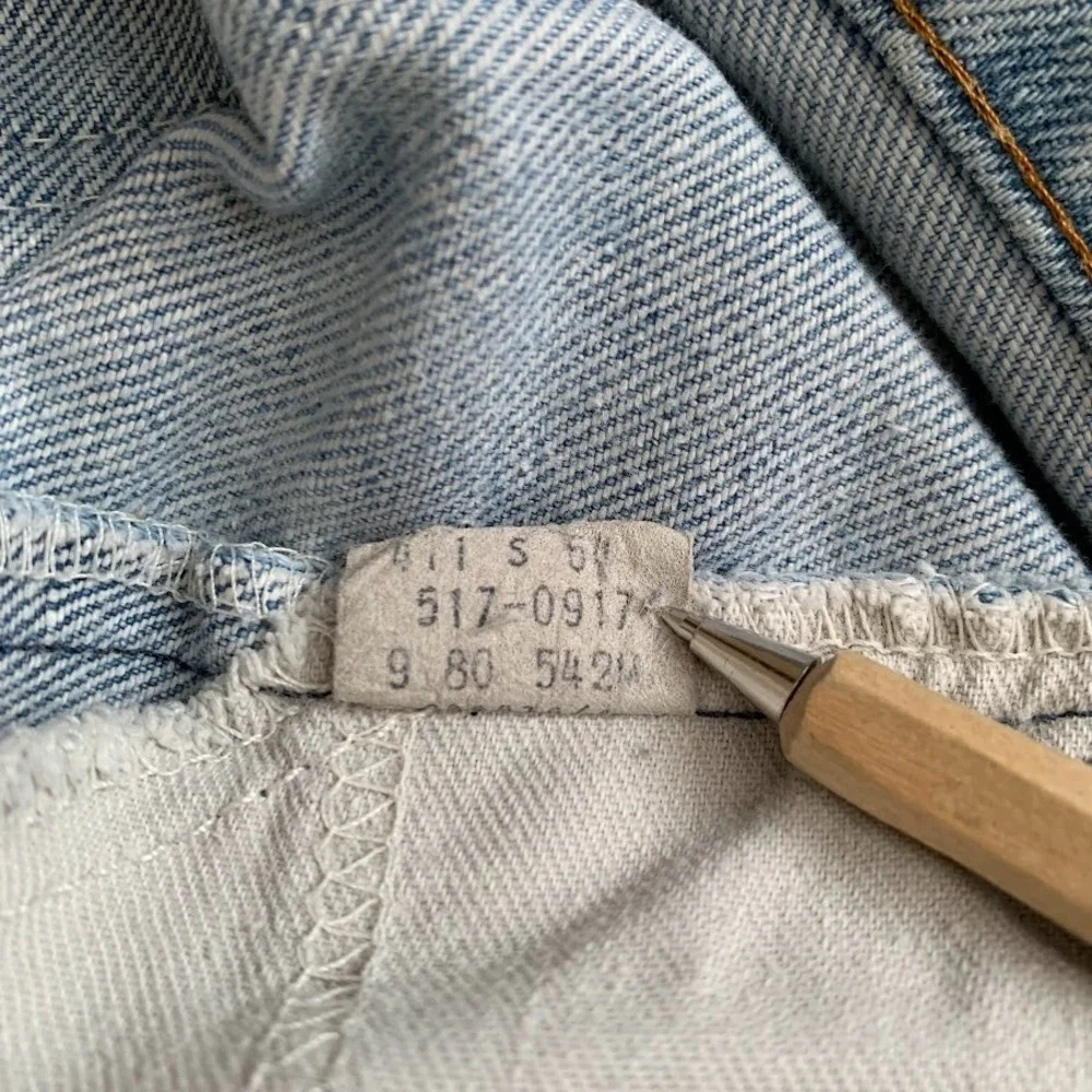 Vintage Levi's 517 Orange Tab Bootcut Distressed Denim Jeans Men's‎ 38